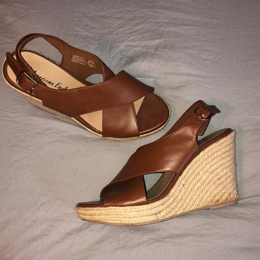 Brown wedges